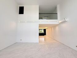 Shrewsbury Road (D11), Terrace #559696311